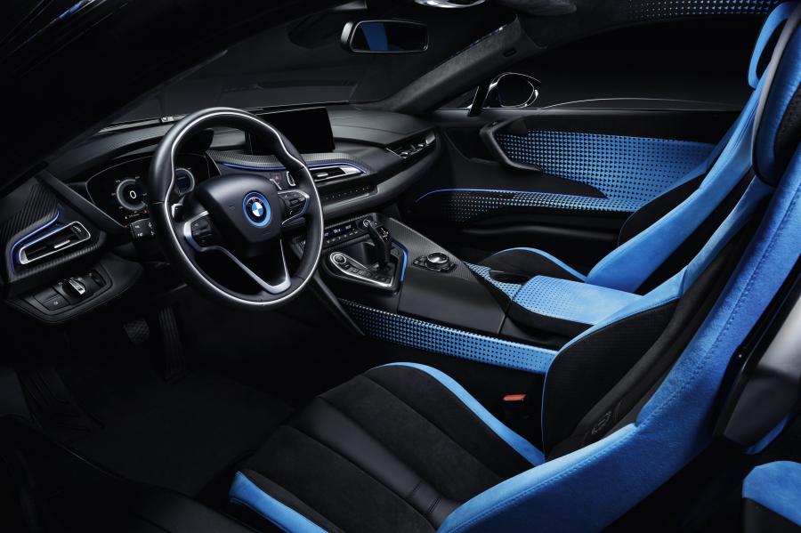 Интерьер BMW i8 CrossFade by Garage Italia Customs (I12) 2016 года  (фото 8 из 9)